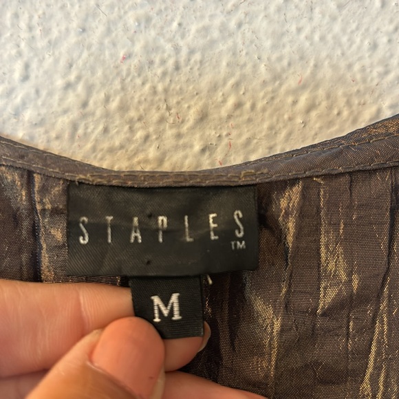 Staples metallic jacket with thin belt size medium - Picture 2 of 8